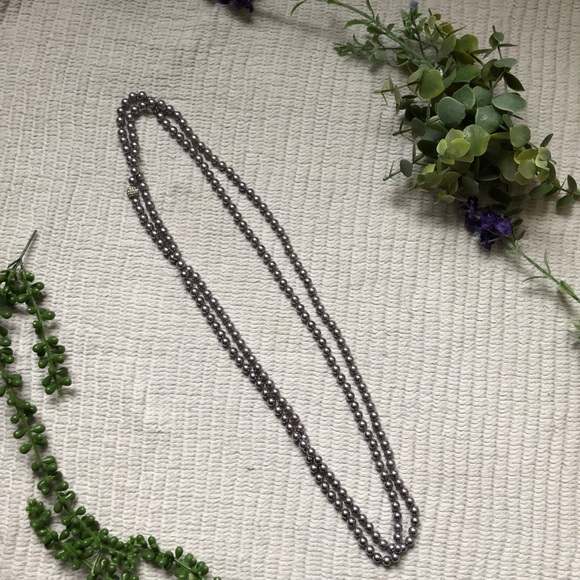 Loft long purple pearl beaded necklace - Picture 2 of 3